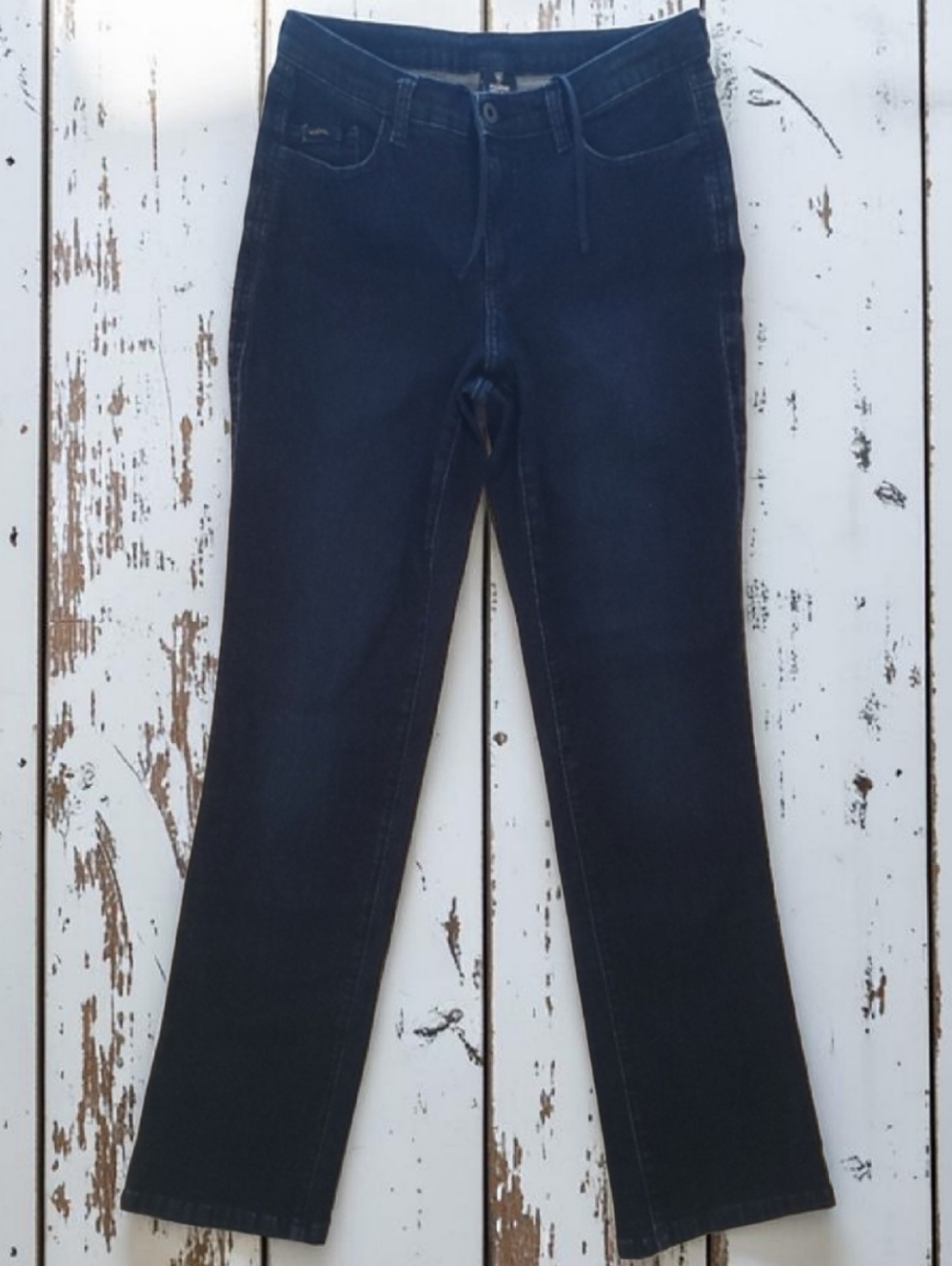 Kuhl Women's Size-10 Dark Blue Straight Leg Jeans In Like New  Condition